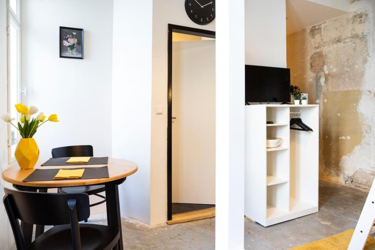 Shabby Chic Apartment +Freshly Furnished +Self Check-In ベルリン エクステリア 写真