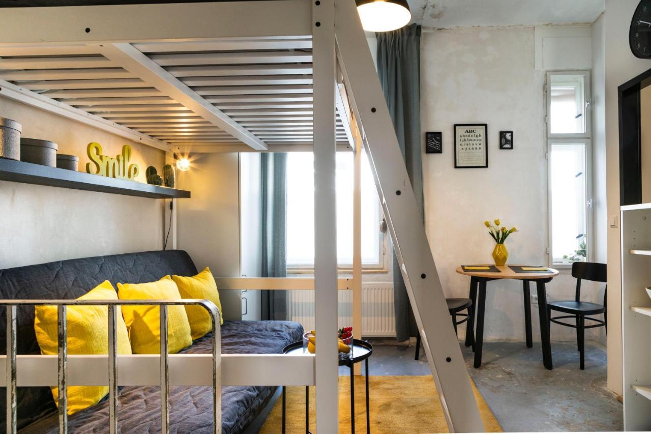 Shabby Chic Apartment +Freshly Furnished +Self Check-In ベルリン エクステリア 写真