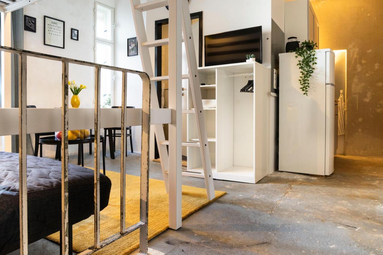 Shabby Chic Apartment +Freshly Furnished +Self Check-In ベルリン エクステリア 写真